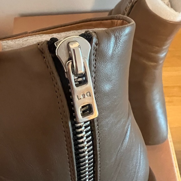 LoQ Lazaro Ankle Boots in Mink Leather, Size 38 - Picture 8 of 14